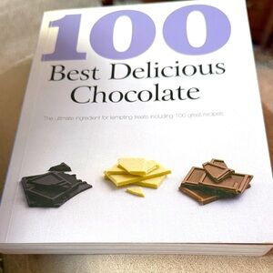 100 Best Delicious Chocolate Tempting Treats Recipes Book EUC